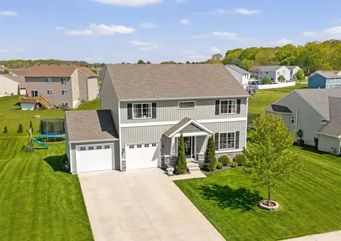 4653 Eagle Dr, Caledonia, MI 49316