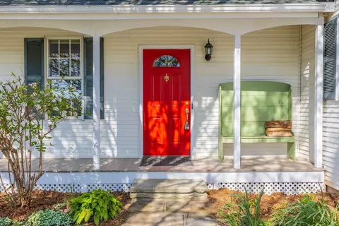 8885 Burmeister Rd, Saline, MI 48176