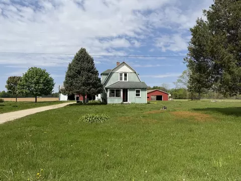 91402 Celery Center Rd, Decatur, MI 49045