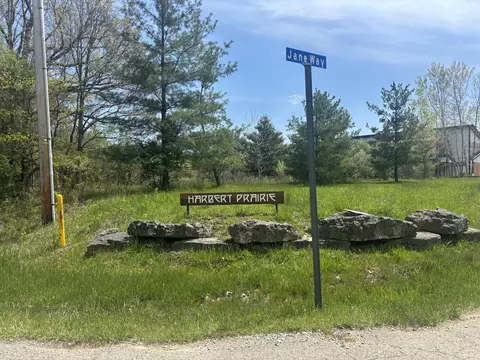 jane way, Sawyer, MI 49125