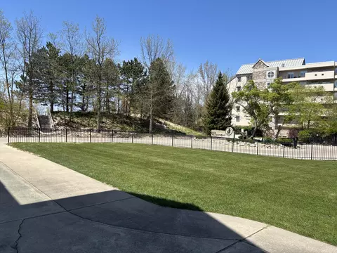 320 Lake St, St. Joseph, MI 49085