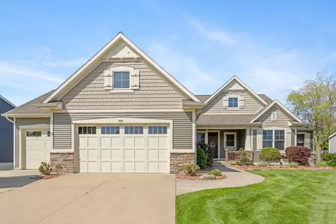 7491 Augusta Ln, Hudsonville, MI 49426