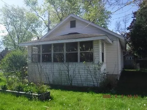 2726 E Main St, Kalamazoo, MI 49048