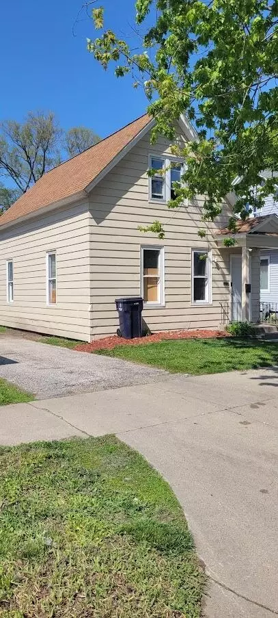 127 E 15th St, Holland, MI 49423