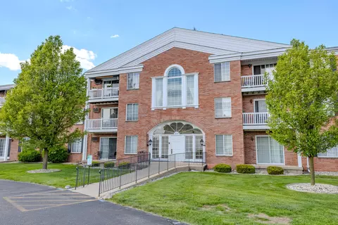 2207 Porter St SW #304, Wyoming, MI 49519
