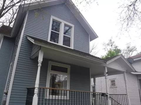 1212 Washington Ave, Kalamazoo, MI 49001