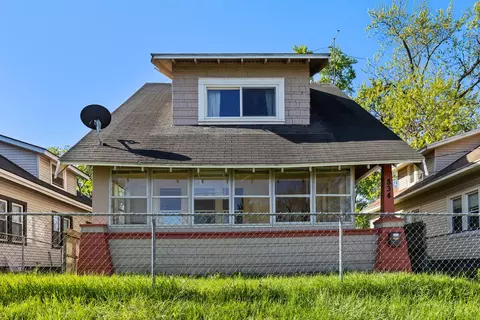 834 Adams St SE, Grand Rapids, MI 49507