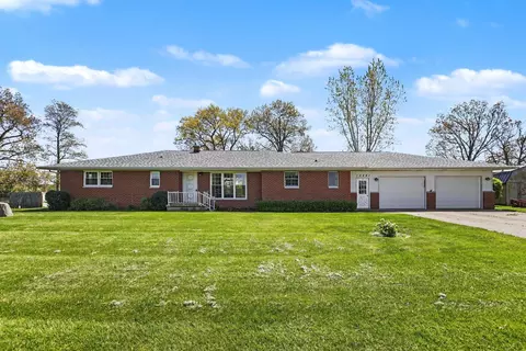 15681 River Heights Rd, Constantine, MI 49042