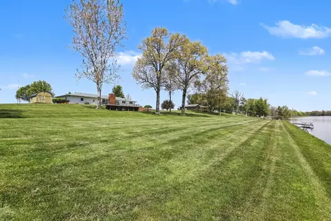 Exterior - 15681 River Heights Rd, Constantine, MI 49042 photo 4 of 4