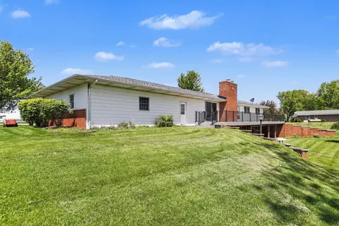 Exterior - 15681 River Heights Rd, Constantine, MI 49042 photo 2 of 4