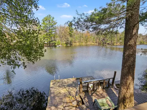 602 Fruitvale Rd, Montague, MI 49437