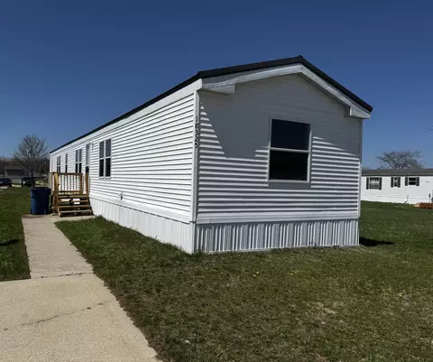 18325 Saint Joseph Ave #230, Big Rapids, MI 49307