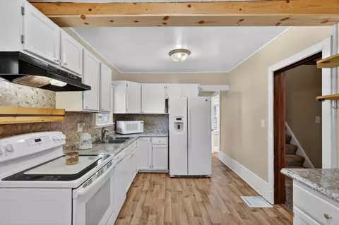 Kitchen - 508 Maple St, Three Rivers, MI 49093 photo 3 of 5