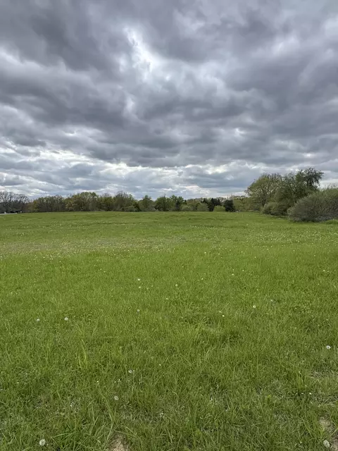 4 Misty Meadow Rd, Howell, MI 48843