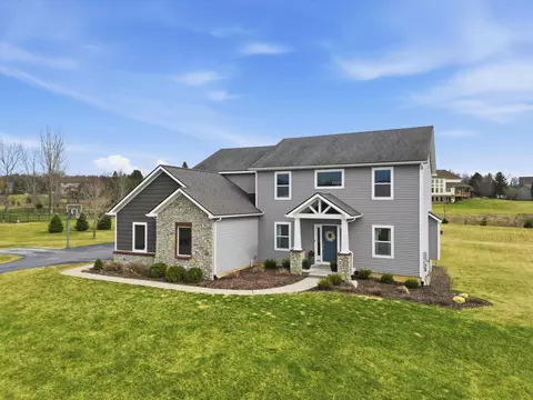 7753 Fox Trace Rd, Dexter, MI 48130