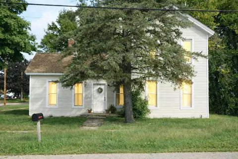 501 E Paw Paw St, Paw Paw, MI 49079