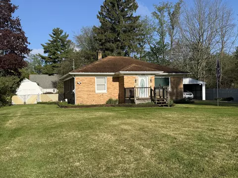 829 Dwillard Dr, Kalamazoo, MI 49048