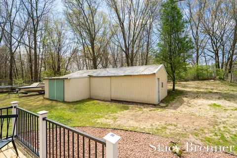 Exterior - 2620 138th Ave, Dorr, MI 49323 photo 5 of 13