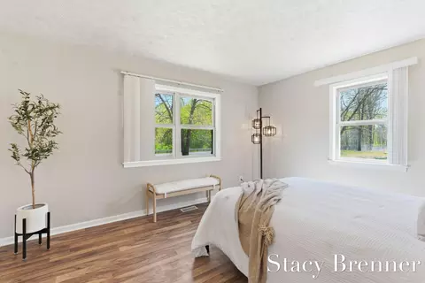 Bedroom - 2620 138th Ave, Dorr, MI 49323 photo 2 of 3