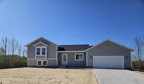 3319 Benston Rd, Whitehall, MI 49461
