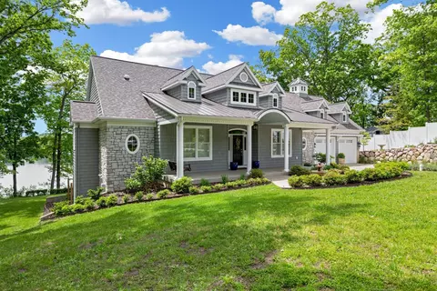 Exterior - 58604 E Clear Lake Rd, Three Rivers, MI 49093 photo 9 of 10