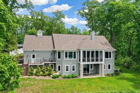 Exterior - 58604 E Clear Lake Rd, Three Rivers, MI 49093 photo 7 of 10