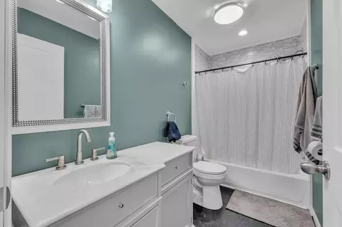 Bath - 6217 Mast Rd, Dexter, MI 48130 photo 7 of 8