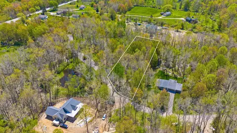 7032 Glenn Oaks Dr, South Haven, MI 49090