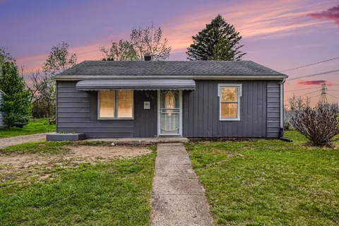 1515 Dean Dr, Albion, MI 49224