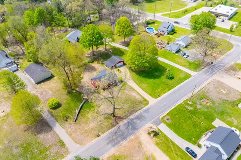 View/Area - 984 Miller Rd, Plainwell, MI 49080 photo 6 of 16