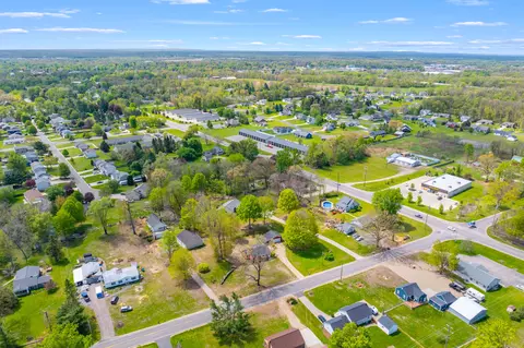 984 Miller Rd, Plainwell, MI 49080 photo 47