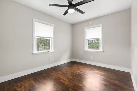 Bedroom - 984 Miller Rd, Plainwell, MI 49080 photo 2 of 5