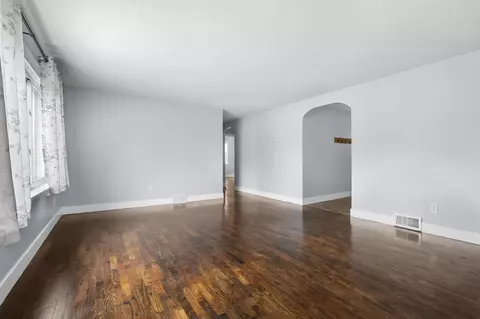 984 Miller Rd, Plainwell, MI 49080 photo 5