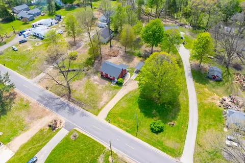 984 Miller Rd, Plainwell, MI 49080 photo 38
