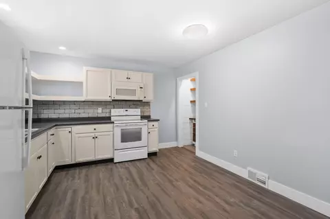 984 Miller Rd, Plainwell, MI 49080 photo 12