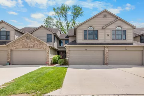 45189 Horseshoe Cir, Canton, MI 48187