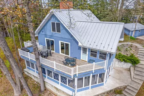 8659 Lynwood Ln, Mecosta, MI 49332