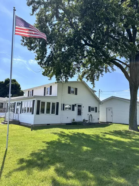 357 Plank Rd, Hudson, MI 49247