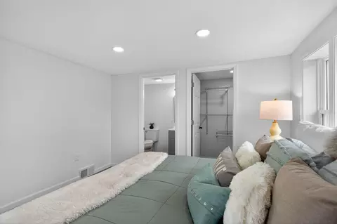 Bedroom - 4078 Donnely Rd, Jackson, MI 49201 photo 3 of 4