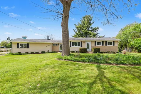 3550 Leonard St, Jackson, MI 49202