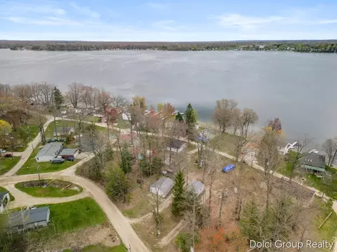 19855 Elmwood Ave, Evart, MI 49631