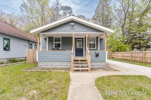 3124 5th St, Muskegon, MI 49444