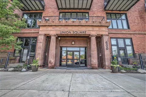600 Broadway Ave NW #402, Grand Rapids, MI 49504