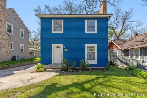 926 Joslin St SE, Grand Rapids, MI 49507