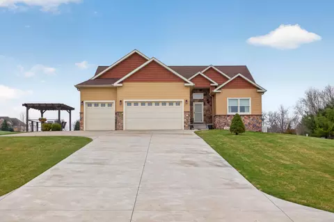 10037 Whitetail Ln, Jackson, MI 49201