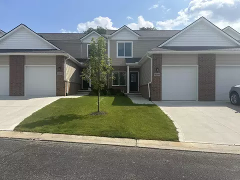 11306 Woodruff Lake Dr, Brighton, MI 48116