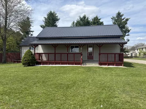1811 Milton Ave, Big Rapids, MI 49307