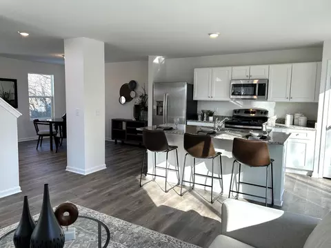Kitchen - 526 W Ganson St, Jackson, MI 49201 photo 2 of 4