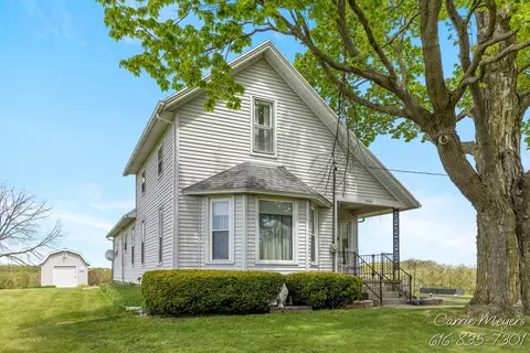 3741 8 Mile Rd NW, Grand Rapids, MI 49544