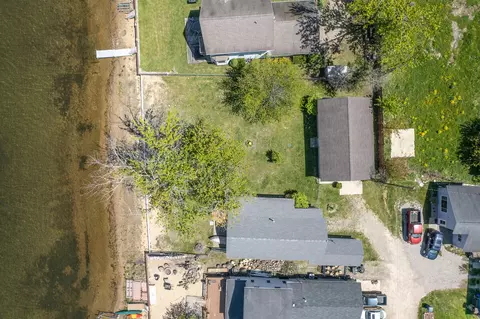 View/Area - 11334 E Shore Dr, Delton, MI 49046 photo 4 of 5